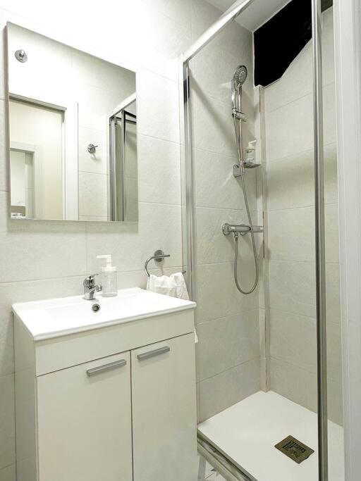 Apartamento De Diseno En Laredo Centro Exterior foto